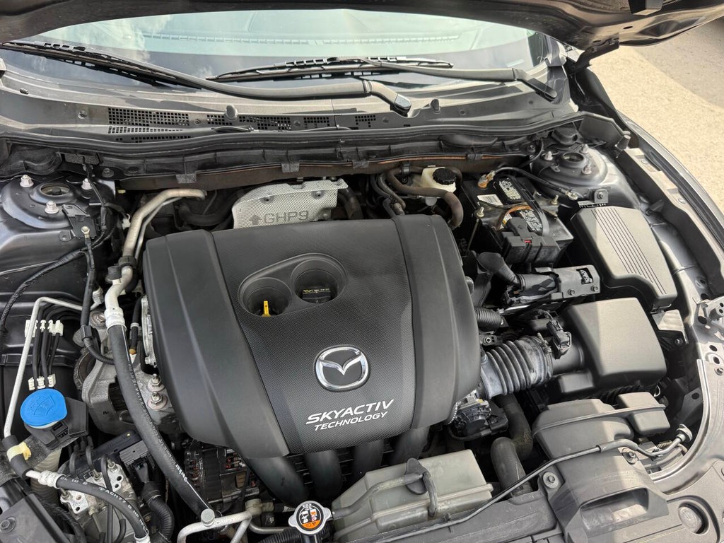 Mazda Mazda6 Vehicle Full-screen Gallery Image 36