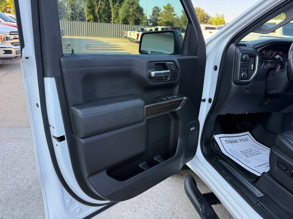 Chevrolet Silverado 1500 Vehicle Full-screen Gallery Image 08