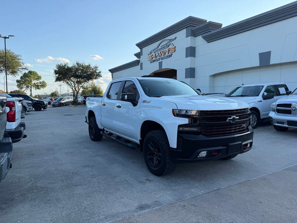 Chevrolet Silverado 1500 Vehicle Full-screen Gallery Image 43