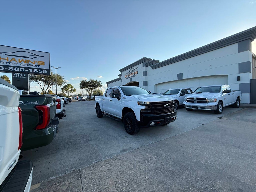 Chevrolet Silverado 1500 Vehicle Full-screen Gallery Image 45