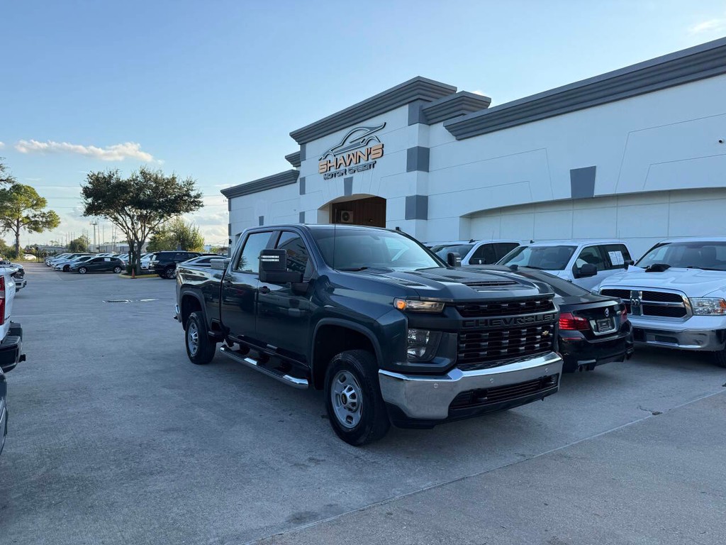 Chevrolet Silverado 2500HD Vehicle Full-screen Gallery Image 02