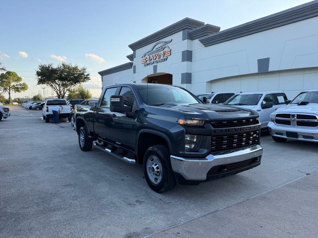 Chevrolet Silverado 2500HD Vehicle Full-screen Gallery Image 43