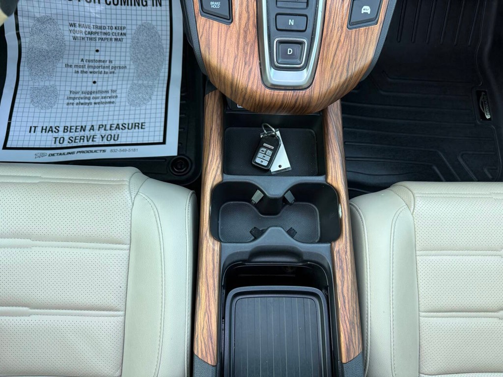 Honda CR-V Hybrid Vehicle Full-screen Gallery Image 28