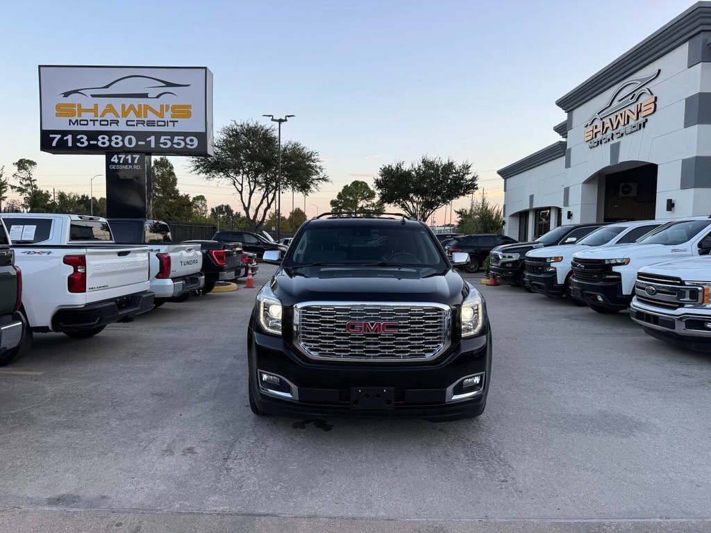 GMC Yukon XL Vehicle Full-screen Gallery Image 46
