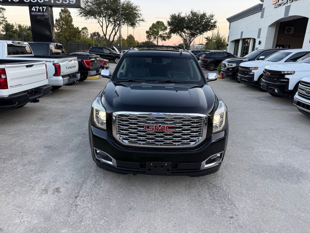 GMC Yukon XL Vehicle Full-screen Gallery Image 47