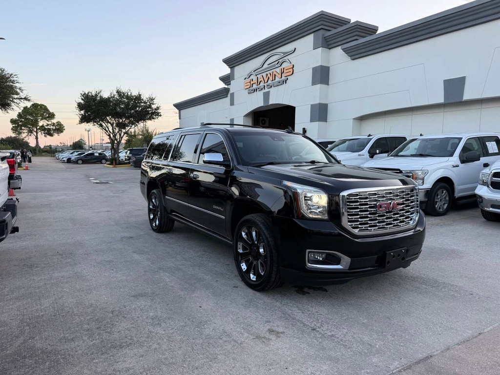 GMC Yukon XL Vehicle Full-screen Gallery Image 48