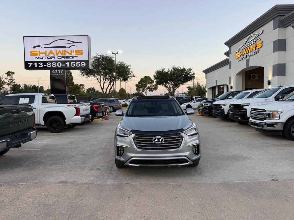 Hyundai Santa Fe Vehicle Full-screen Gallery Image 44
