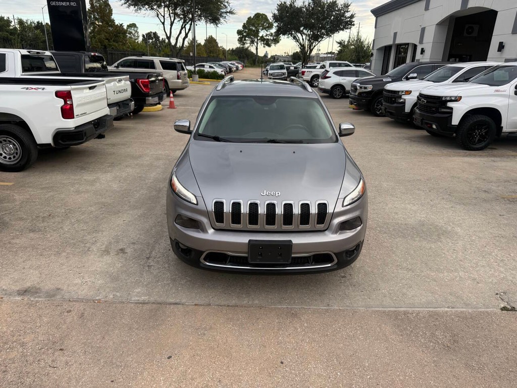 Jeep Cherokee Vehicle Full-screen Gallery Image 39