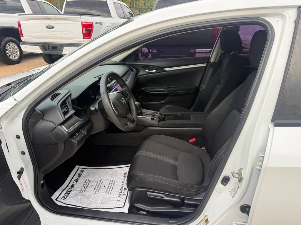 Honda Civic Sedan Vehicle Full-screen Gallery Image 07