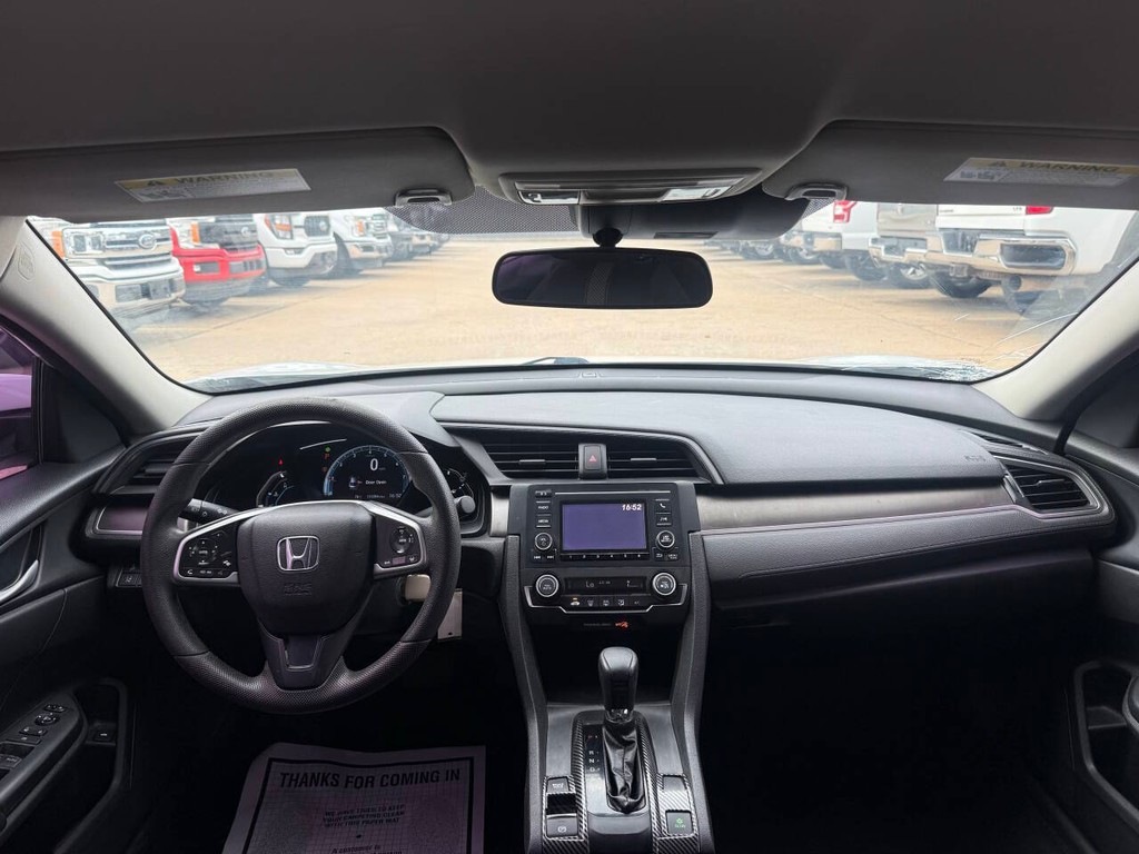 Honda Civic Sedan Vehicle Full-screen Gallery Image 17
