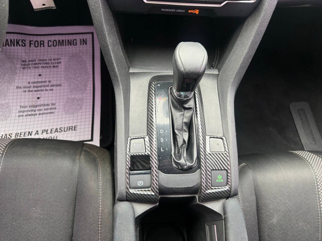 Honda Civic Sedan Vehicle Full-screen Gallery Image 29