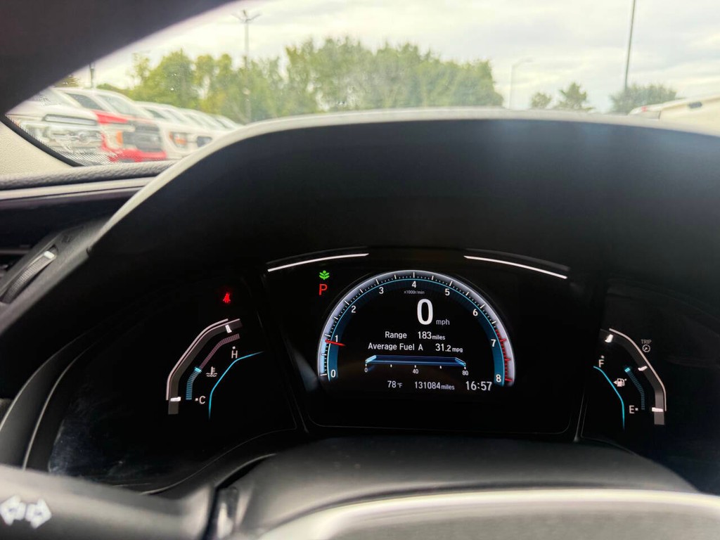 Honda Civic Sedan Vehicle Full-screen Gallery Image 31