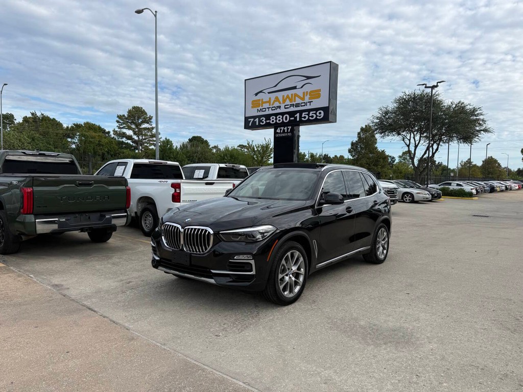 BMW X5 Vehicle Full-screen Gallery Image 03