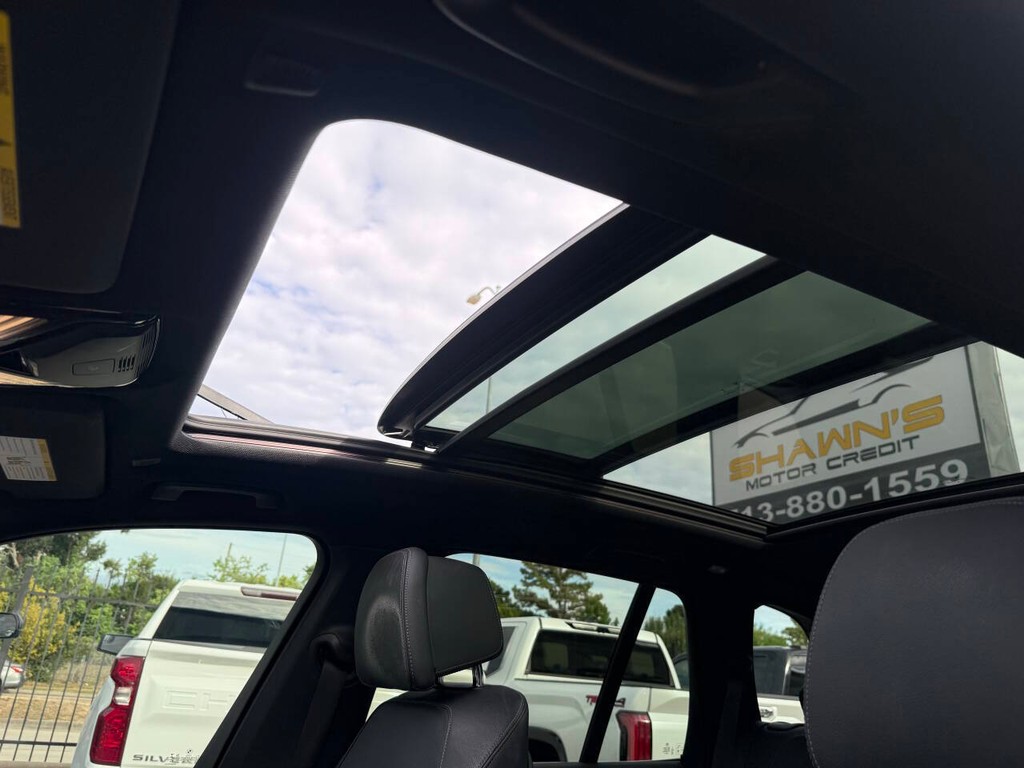 BMW X5 Vehicle Full-screen Gallery Image 32