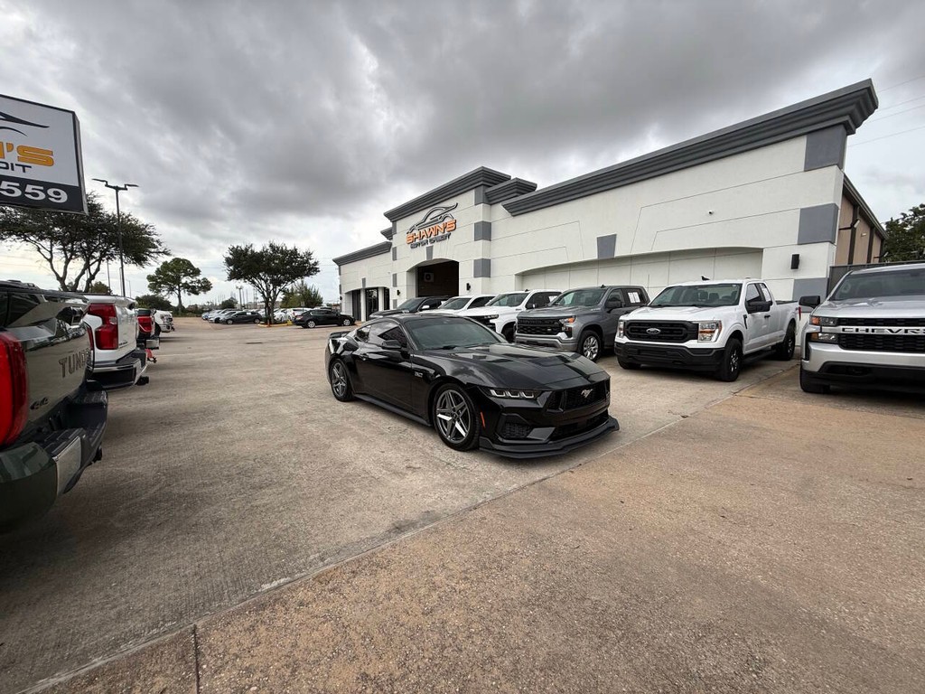 Ford Mustang Vehicle Full-screen Gallery Image 39