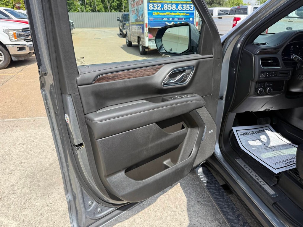 Chevrolet Tahoe Vehicle Full-screen Gallery Image 08