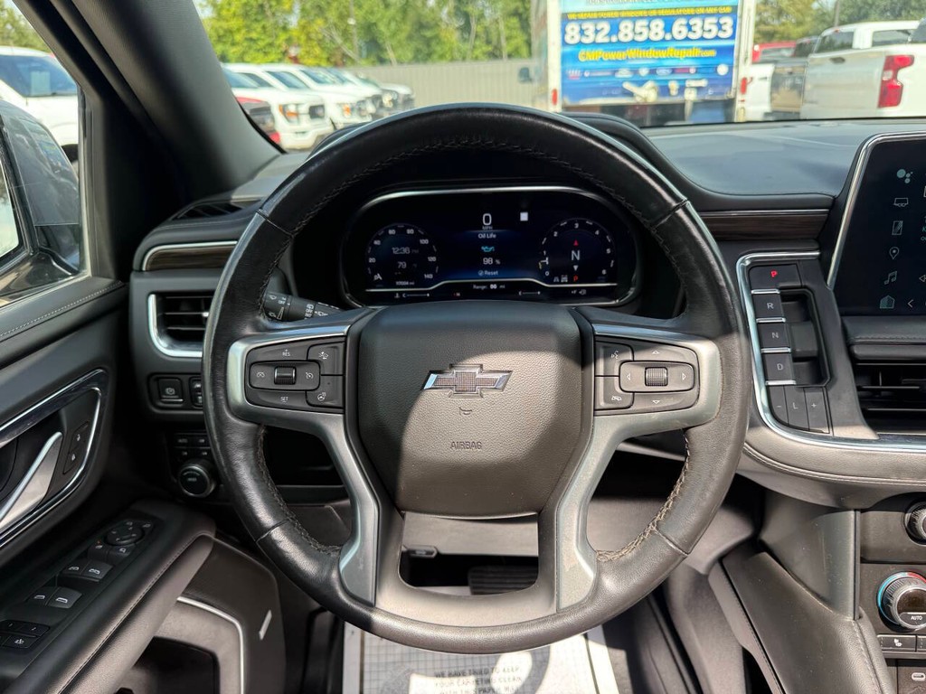 Chevrolet Tahoe Vehicle Full-screen Gallery Image 24