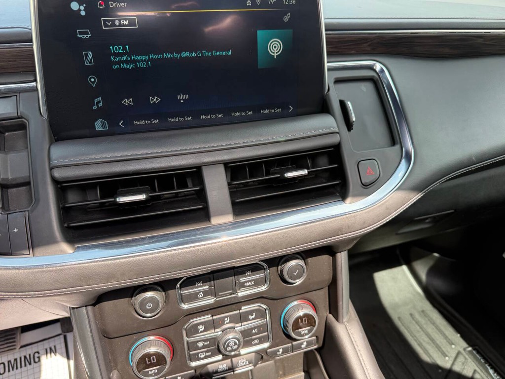 Chevrolet Tahoe Vehicle Full-screen Gallery Image 30