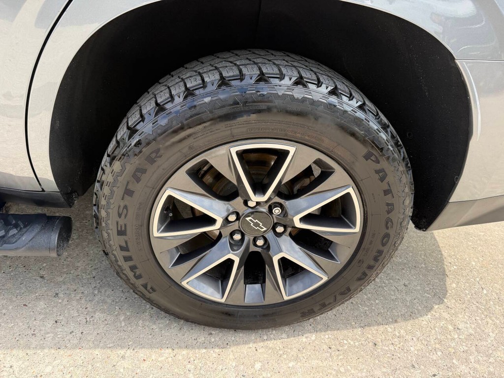 Chevrolet Tahoe Vehicle Full-screen Gallery Image 40