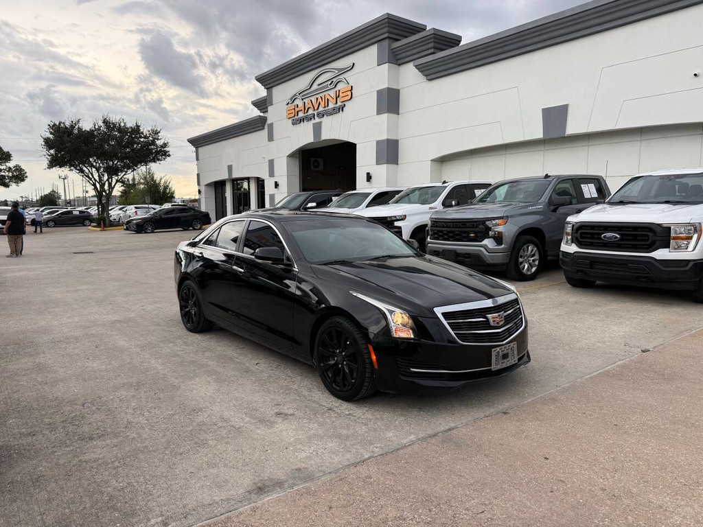 Cadillac ATS Sedan Vehicle Full-screen Gallery Image 02