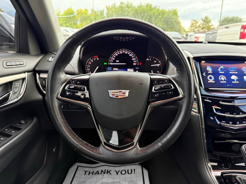 Cadillac ATS Sedan Vehicle Full-screen Gallery Image 22