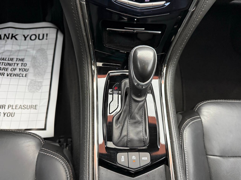 Cadillac ATS Sedan Vehicle Full-screen Gallery Image 29