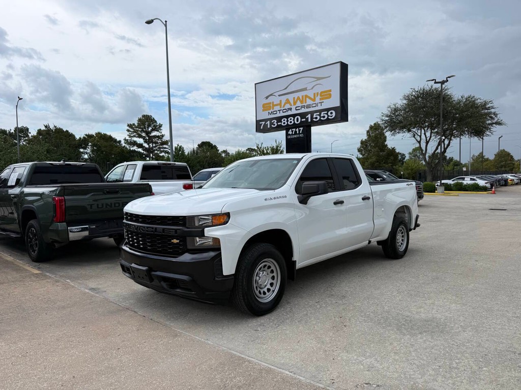 Chevrolet Silverado 1500 Vehicle Full-screen Gallery Image 03