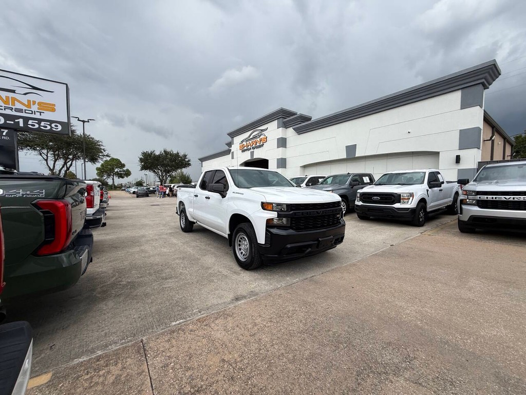 Chevrolet Silverado 1500 Vehicle Full-screen Gallery Image 42
