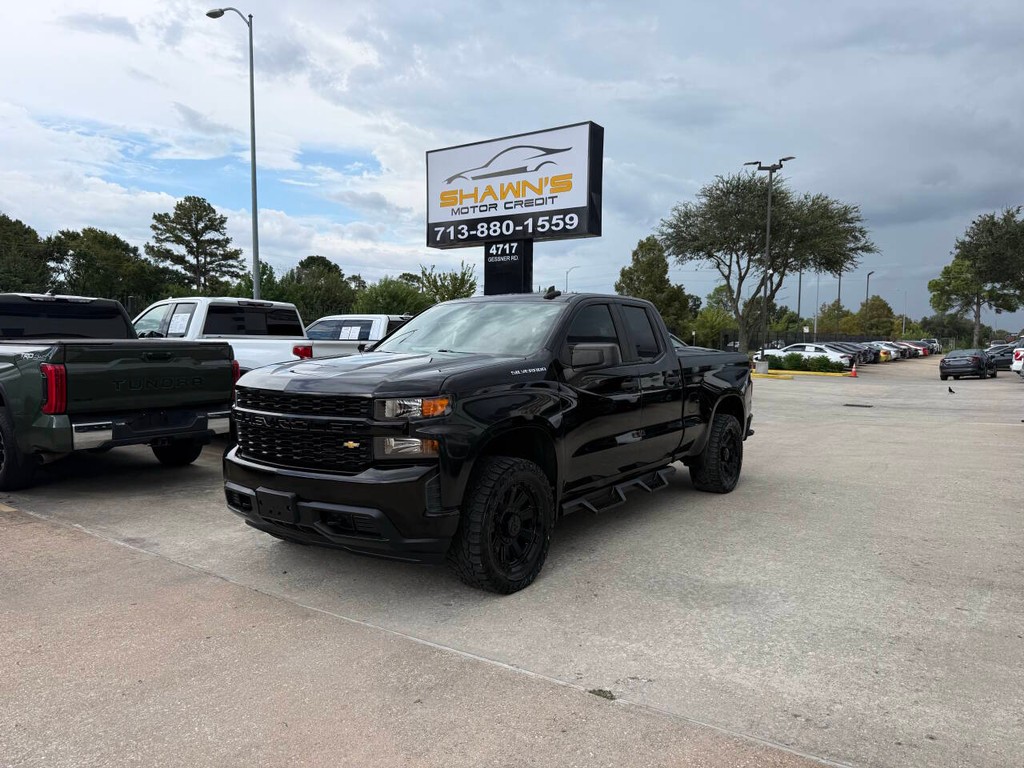 Chevrolet Silverado 1500 Vehicle Full-screen Gallery Image 03
