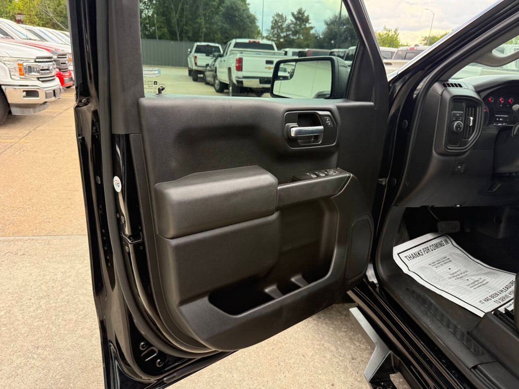 Chevrolet Silverado 1500 Vehicle Full-screen Gallery Image 08