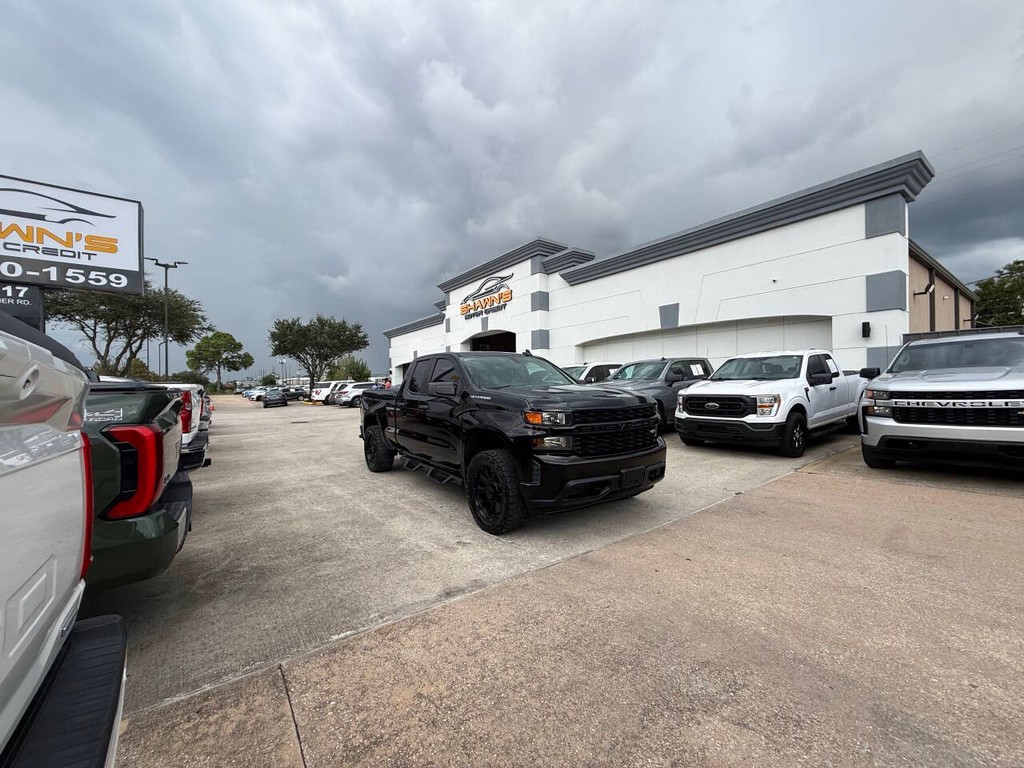 Chevrolet Silverado 1500 Vehicle Full-screen Gallery Image 44