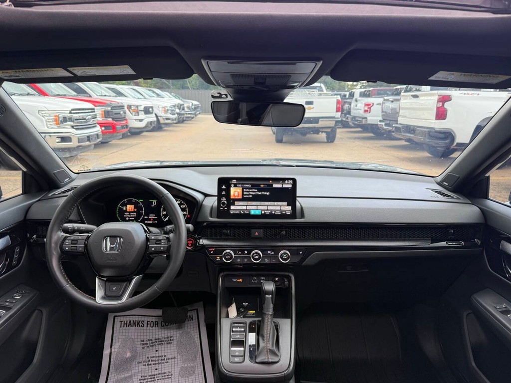 Honda CR-V Hybrid Vehicle Full-screen Gallery Image 17