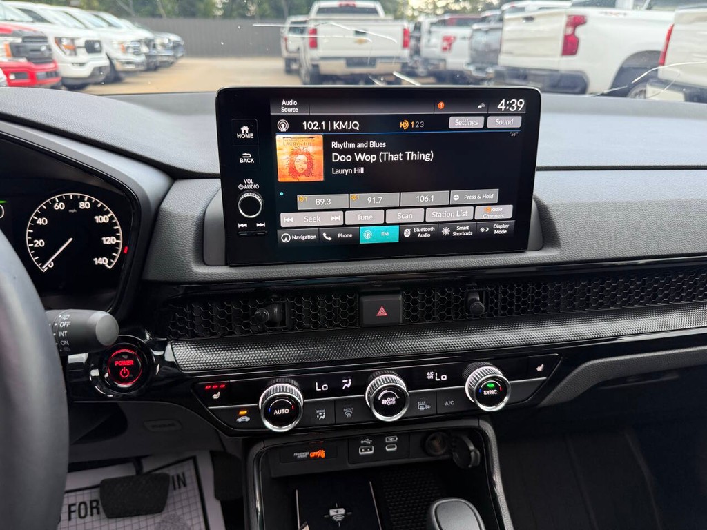 Honda CR-V Hybrid Vehicle Full-screen Gallery Image 24