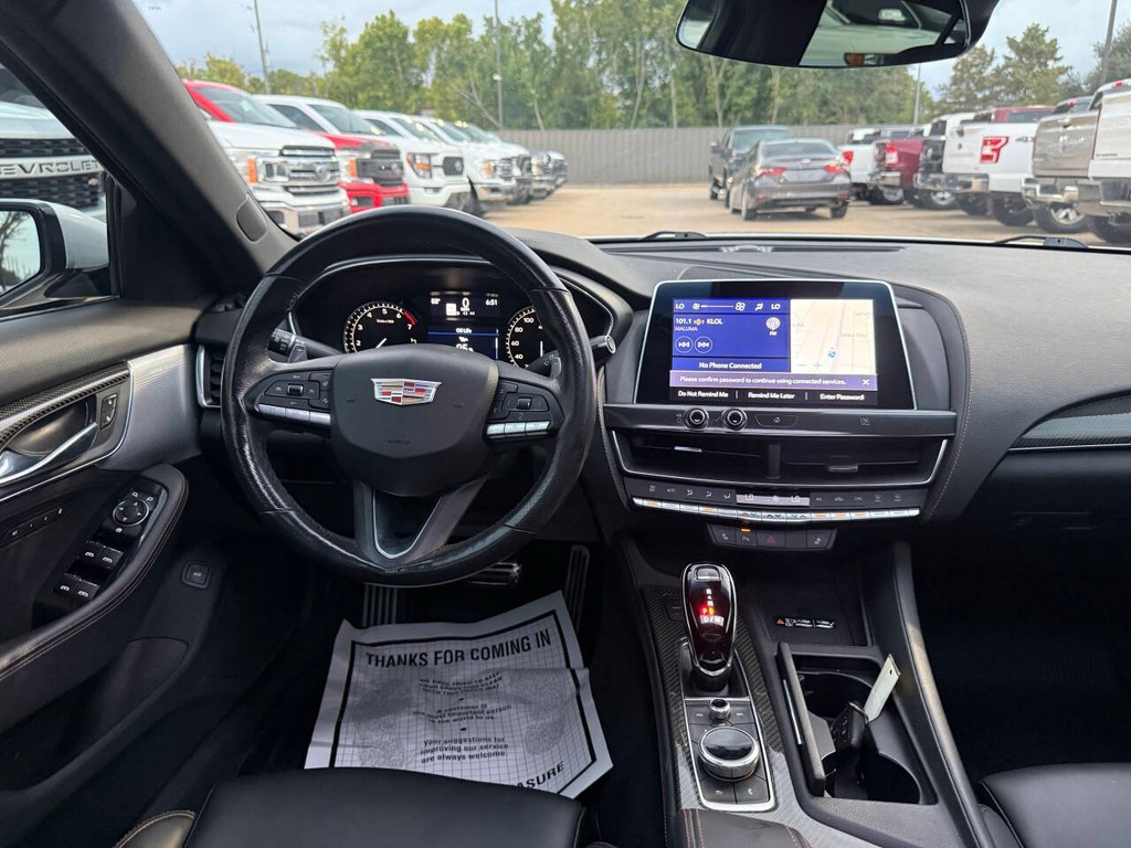 Cadillac CT5 Vehicle Full-screen Gallery Image 26