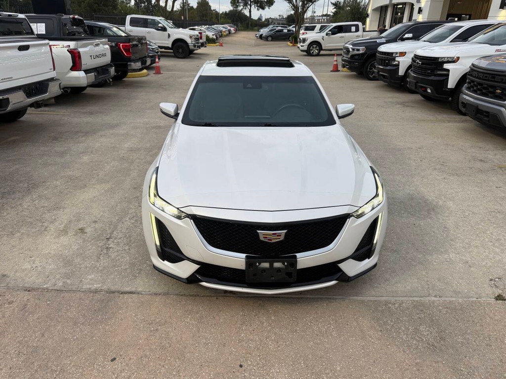 Cadillac CT5 Vehicle Full-screen Gallery Image 45
