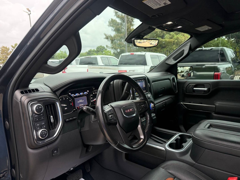GMC Sierra 1500 Vehicle Full-screen Gallery Image 06