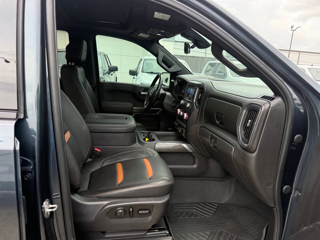 GMC Sierra 1500 Vehicle Full-screen Gallery Image 10