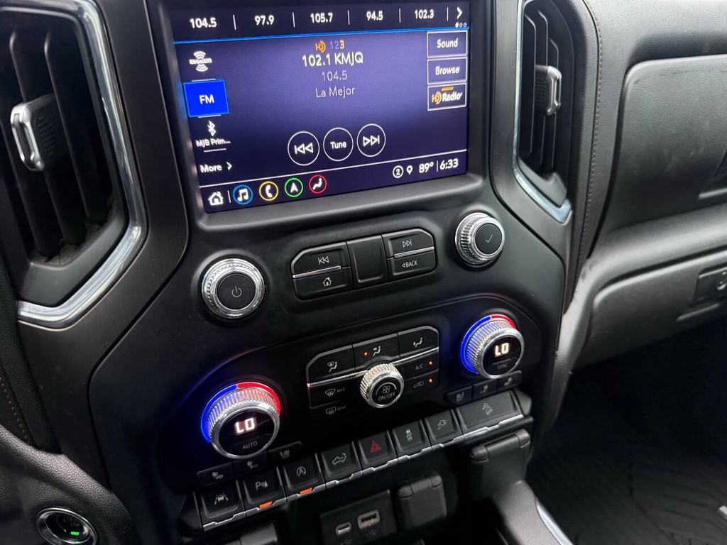 GMC Sierra 1500 Vehicle Full-screen Gallery Image 28