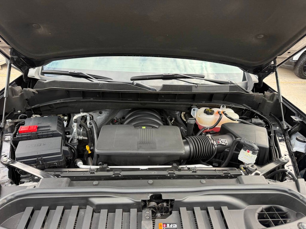Chevrolet Silverado 1500 Vehicle Full-screen Gallery Image 36