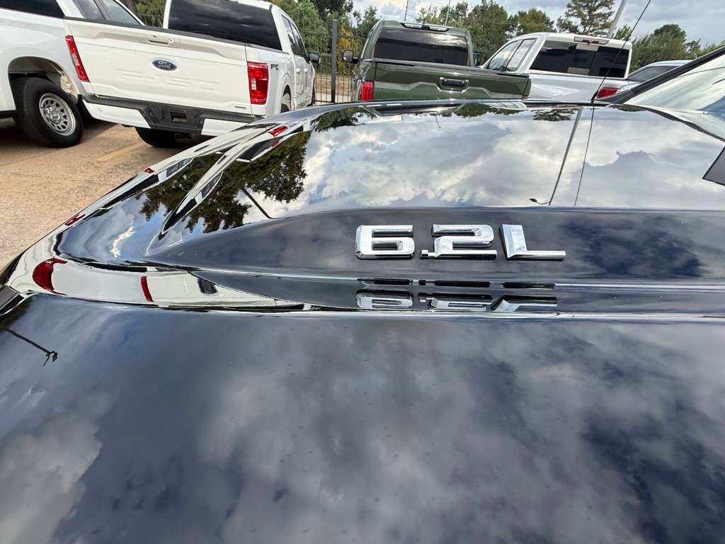 Chevrolet Silverado 1500 Vehicle Full-screen Gallery Image 39