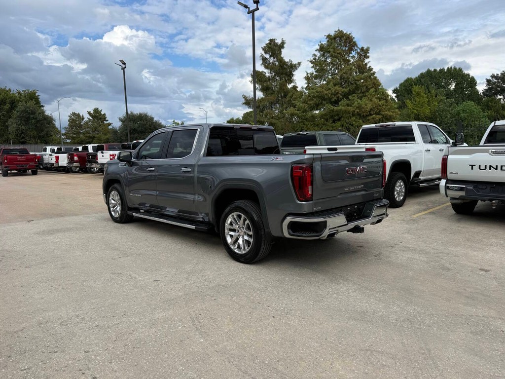 GMC Sierra 1500 Vehicle Full-screen Gallery Image 04