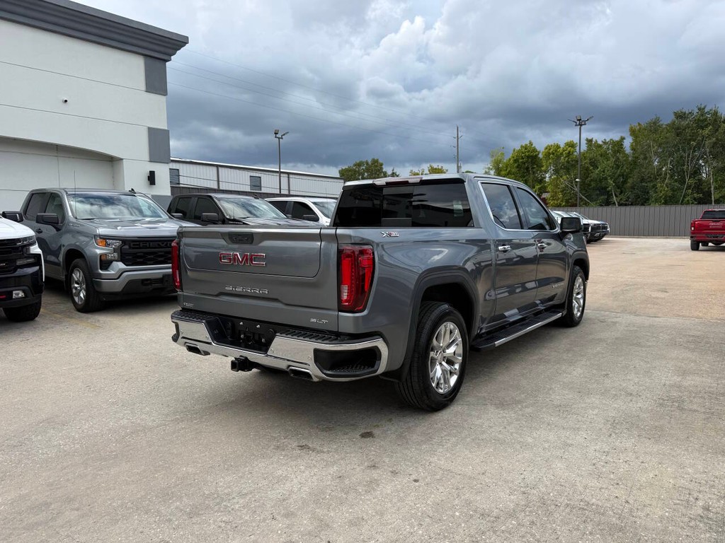 GMC Sierra 1500 Vehicle Full-screen Gallery Image 05