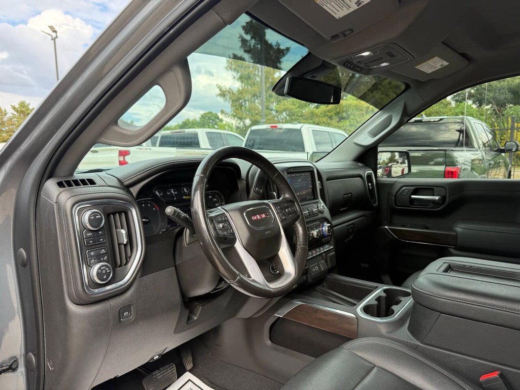 GMC Sierra 1500 Vehicle Full-screen Gallery Image 06