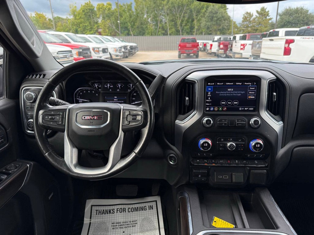 GMC Sierra 1500 Vehicle Full-screen Gallery Image 21