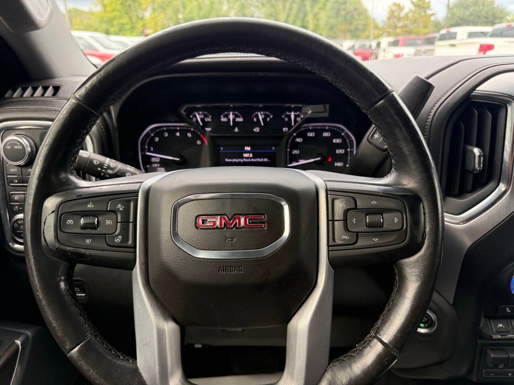 GMC Sierra 1500 Vehicle Full-screen Gallery Image 23