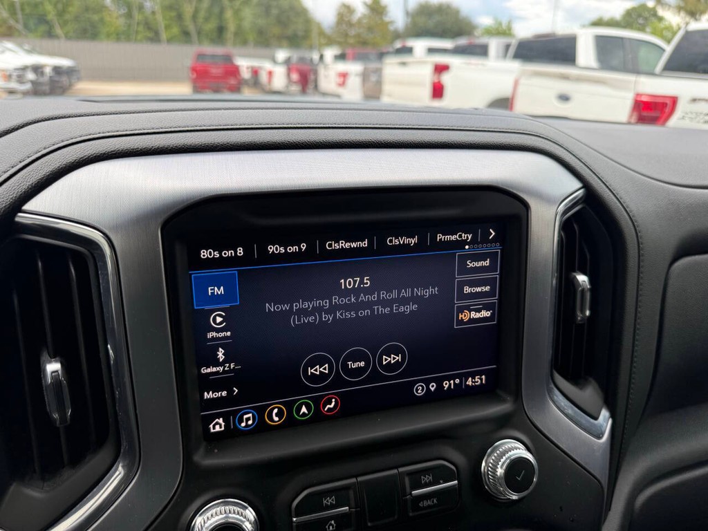 GMC Sierra 1500 Vehicle Full-screen Gallery Image 25