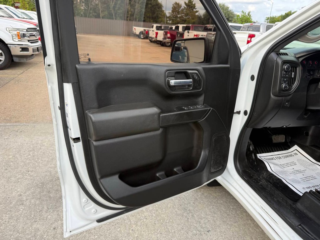 Chevrolet Silverado 1500 Vehicle Full-screen Gallery Image 08