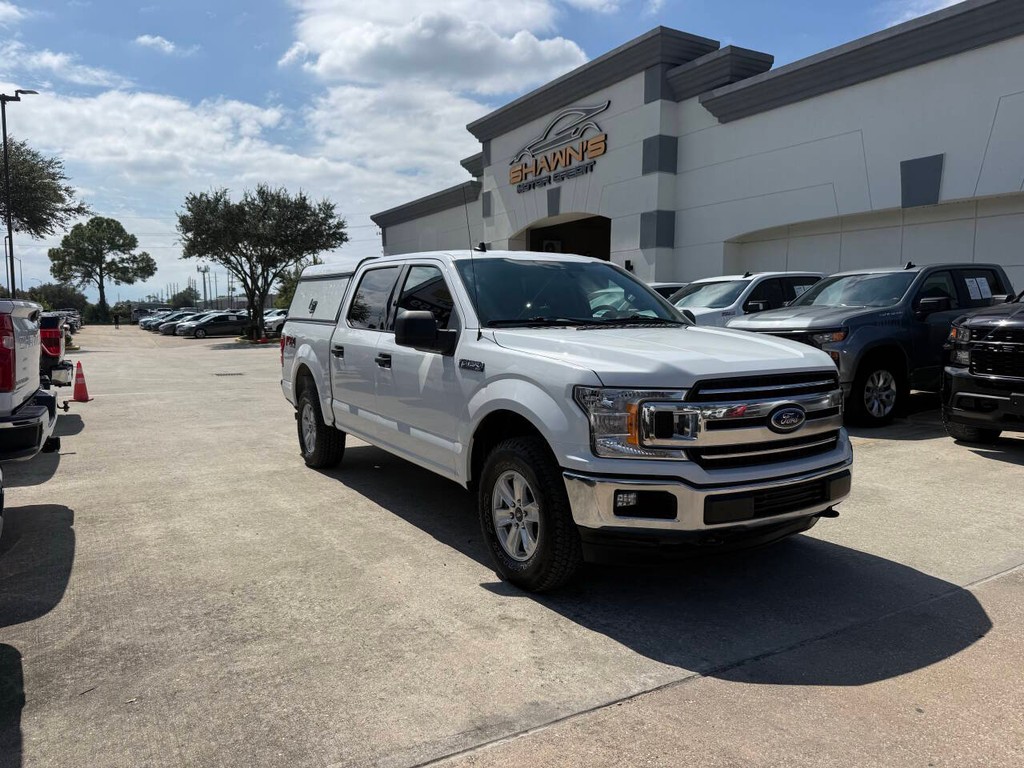 Ford F-150 Vehicle Full-screen Gallery Image 02