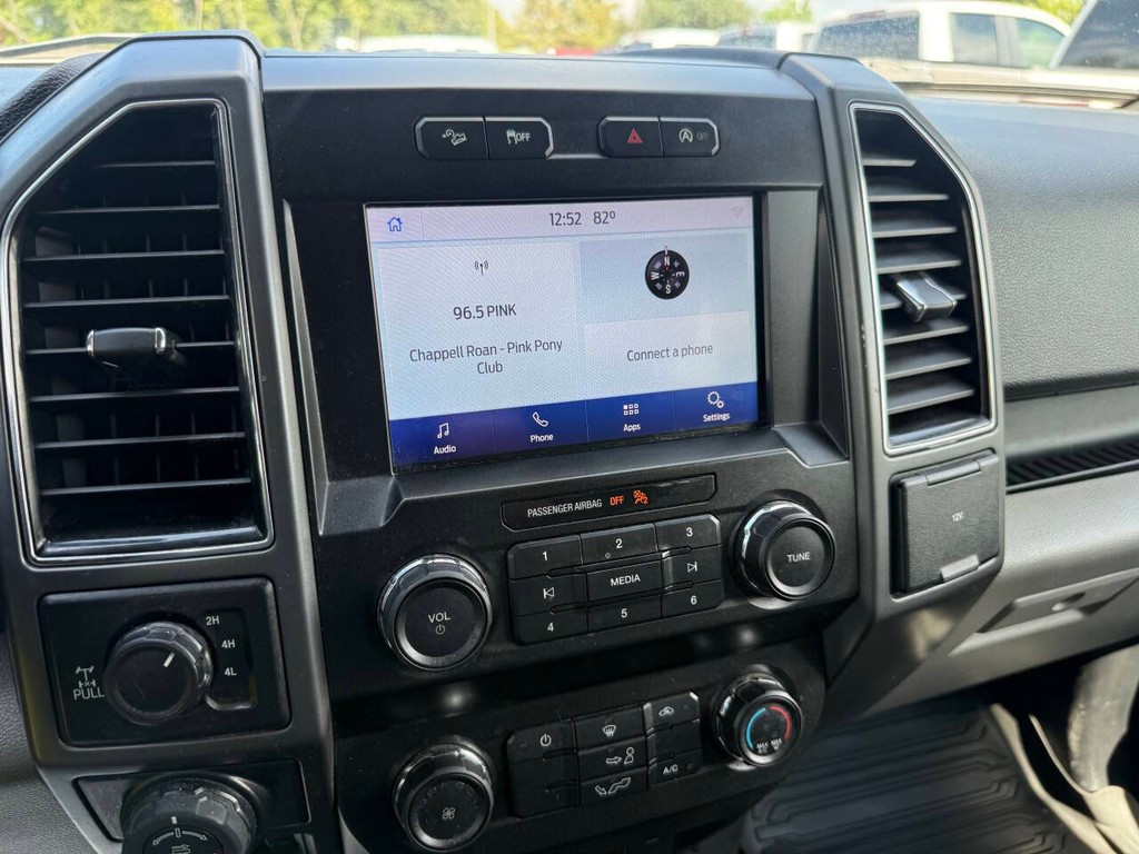 Ford F-150 Vehicle Full-screen Gallery Image 27