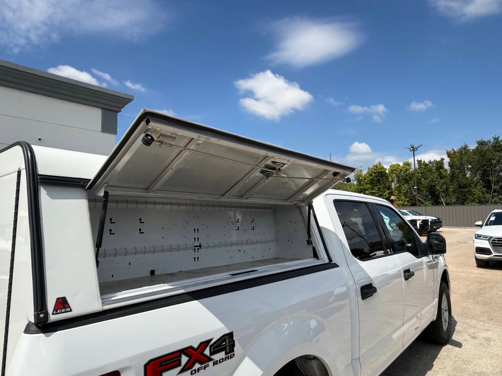 Ford F-150 Vehicle Full-screen Gallery Image 38
